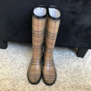 Burberry Rainboots